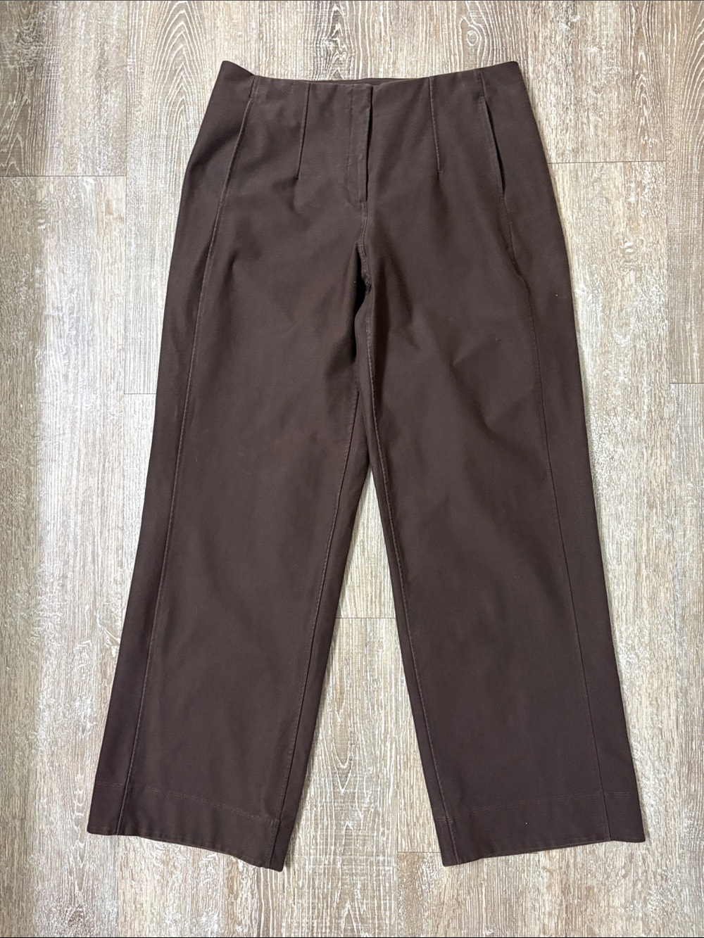 Lululemon Utilitech Relaxed-Fit Mid-Rise Trouser - Picture 2 of 5